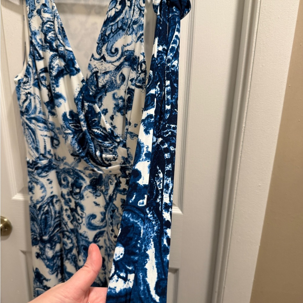 Ralph Lauren Elegant Blue and White Paisley Dress with Wrap - Picture 4 of 5